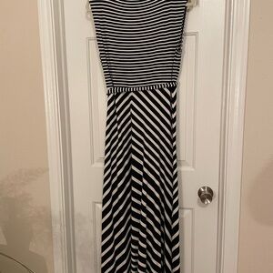 Talbots large cotton maxi dress. Navy and white stripes. Self tie belt.